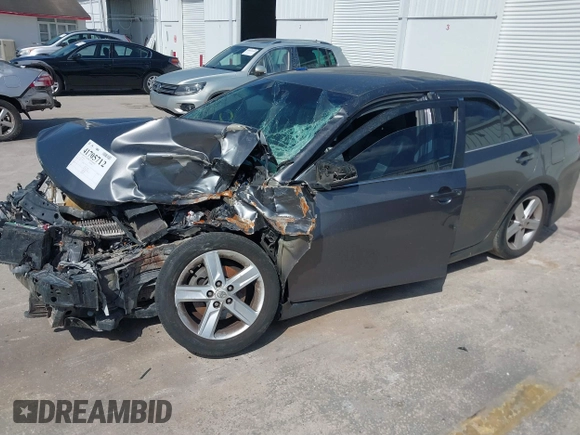 2014 Toyota Camry L with VIN 4T1BF1FK2EU390116, listed as a IAAI auction lot 41705712 with 1 mi miles. Bid and sale history available at carsss.com. Image 17.