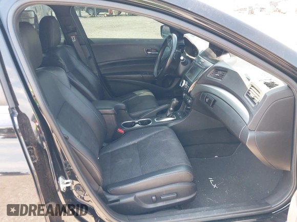2016 Acura ILX Premium with VIN 19UDE2F86GA000800, listed as a IAAI auction lot 42380982 with 112,209 mi miles and . Bid and sale history available at DreamBid. Image 5.