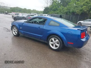 2007 Ford Mustang Deluxe with VIN 1ZVFT80N175237313, listed as a IAAI auction lot 42363986 with 80,572 mi miles and . Bid and sale history available at DreamBid. Image 3.