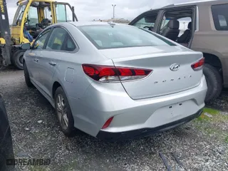 2019 Hyundai Sonata Sport with VIN 5NPE34AF4KH783417, listed as a IAAI auction lot 41555766 with 40,634 mi miles. Bid and sale history available at carsss.com. Image 3.