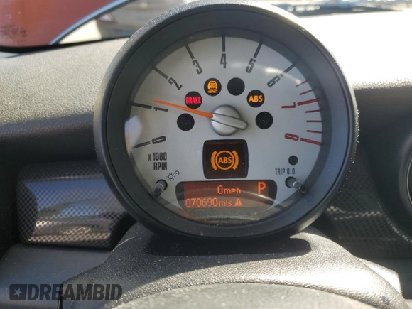 2011 MINI Hardtop S with VIN WMWSV3C57BTY11831, listed as a Copart auction lot 51985845 with 70,690 mi miles and Salvage Title. Bid and sale history available at DreamBid. Image 9.