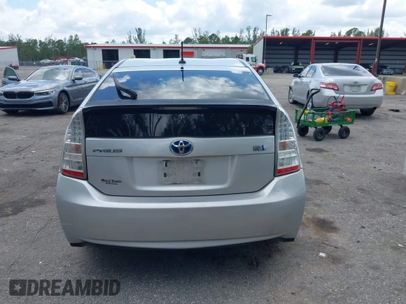 2011 Toyota Prius I with VIN JTDKN3DU3B5327412, listed as a IAAI auction lot 42004987 with 314,253 mi miles. Bid and sale history available at carsss.com. Image 16.