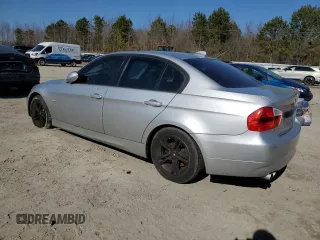 2008 BMW 3 Series 328xi with VIN WBAVC73578KX90648, listed as a Copart auction lot 43928165 with 170,673 mi miles and Clean Title. Bid and sale history available at carsss.com. Image 2.