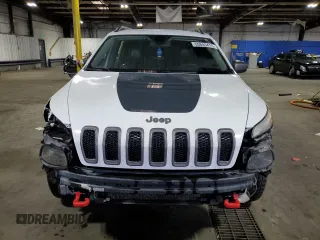2016 Jeep Cherokee Trailhawk with VIN 1C4PJMBS8GW166629, listed as a Copart auction lot 55845415 with 122,290 mi miles and Salvage title. Bid and sale history available at DreamBid. Image 5.