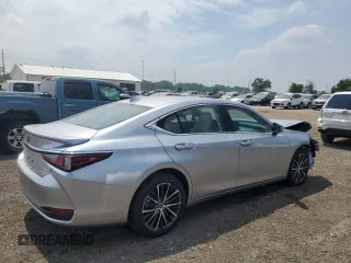 2022 Lexus ES 250 with VIN 58AD11D17NU009211, listed as a Copart auction lot 59195765 with 11,211 mi miles and Salvage title. Bid and sale history available at DreamBid. Image 3.
