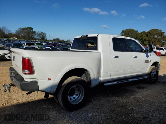 2018 Ram 3500 Laramie with VIN 3C63RRML8JG199802, listed as a Copart auction lot 81910734 with 239,139 mi miles and Salvage Title. Bid and sale history available at carsss.com. Image 3.