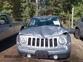 2017 Jeep Patriot High Altitude with VIN 1C4NJRFBXHD108212, listed as a IAAI auction lot 40529112 with 71,748 mi miles. Bid and sale history available at carsss.com. Image 6.