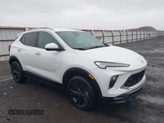 2024 Buick Encore GX Sport Touring с VIN KL4AMESL8RB189960, выставлен на аукционе IAAI как лот 41980158 с пробегом 18 824 миль миль и . История ставок и продаж доступна на DreamBid. Изображение 1.