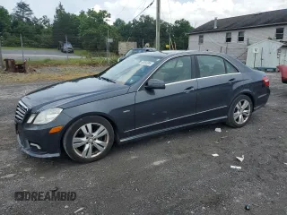 2011 Mercedes-Benz E 350 Luxury z VIN WDDHF2EB0BA369807, wystawiony jako Copart lot #63092395 z przebiegiem 256 500 mil mil oraz Czysty tytuł • Clean title. Historia ofert i sprzedaży dostępna na DreamBid. Obrazek 1.
