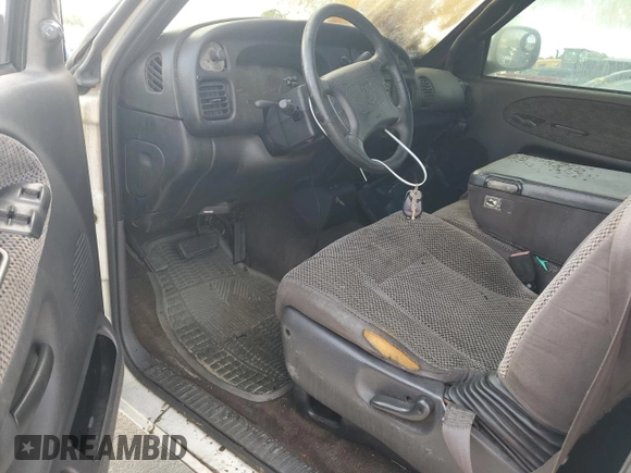 1998 Dodge 1500 with VIN 1B7HC13Y2WJ249842, listed as a Copart auction lot 55742775 with Not Provided miles and Non Repairable. Bid and sale history available at DreamBid. Image 8.