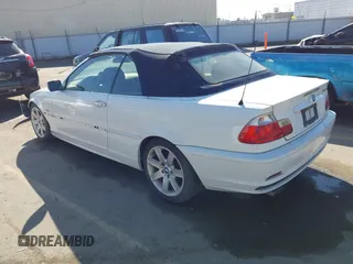 2003 BMW 3 Series 325Ci with VIN WBABS33433PG90017, listed as a IAAI auction lot 41360270 with Not provided miles and . Bid and sale history available at DreamBid. Image 3.