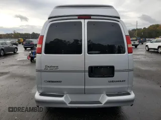 2003 Chevrolet Express Cargo YF7 Upfitter with VIN 1GBFG15T031162552, listed as a Copart auction lot 79677874 with 187,193 mi miles and Salvage title. Bid and sale history available at DreamBid. Image 6.