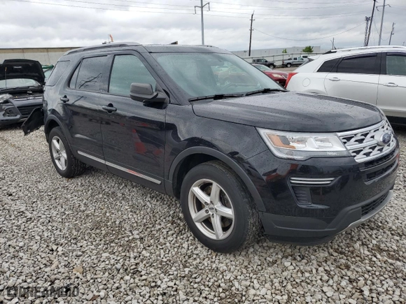 2019 Ford Explorer XLT with VIN 1FM5K7D82KGA39025, listed as a Copart auction lot 53251925 with 98,668 mi miles and Salvage Title. Bid and sale history available at carsss.com. Image 4.