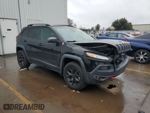 2017 Jeep Cherokee Trailhawk L Plus with VIN 1C4PJMBS2HW621430, listed as a Copart auction lot 84537184 with 125,101 mi miles and Salvage Title. Bid and sale history available at carsss.com. Image 4.