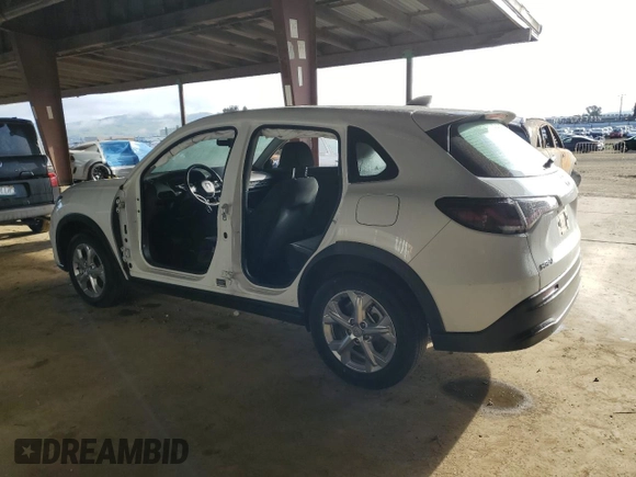 2024 Honda HR-V LX with VIN 3CZRZ1H30RM731730, listed as a Copart auction lot 48084425 with 10,657 mi miles and Salvage Title. Bid and sale history available at carsss.com. Image 2.