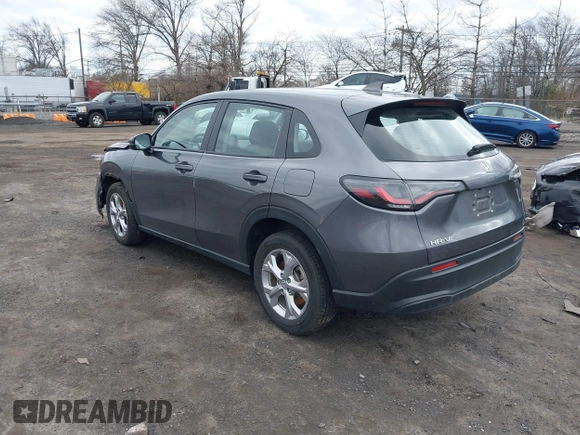 2024 Honda HR-V LX z VIN 3CZRZ2H36RM703890, wystawiony jako IAAI lot #41737489 z przebiegiem 21 789 mil mil oraz . Historia ofert i sprzedaży dostępna na DreamBid. Obrazek 3.
