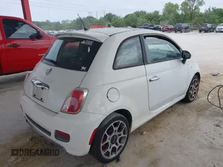 2013 FIAT 500 Sport z VIN 3C3CFFBR6DT554585, wystawiony jako IAAI lot #42219549 z przebiegiem 91 091 mil mil oraz . Historia ofert i sprzedaży dostępna na DreamBid. Obrazek 4.