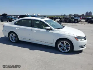 2013 Volkswagen Passat SEL Premium with VIN 1VWCM7A34DC029246, listed as a Copart auction lot 48924355 with 131,762 mi miles and Clean Title. Bid and sale history available at carsss.com. Image 4.