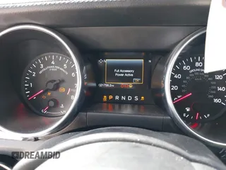 2019 Ford Mustang GT z VIN 1FA6P8CF0K5129940, wystawiony jako IAAI lot #41795075 z przebiegiem 21 758 mil mil oraz . Historia ofert i sprzedaży dostępna na DreamBid. Obrazek 7.