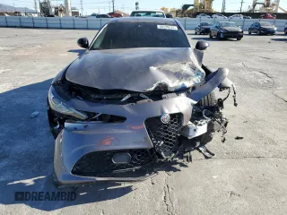 2022 Alfa Romeo Giulia Veloce with VIN ZARFAMBN7N7653310, listed as a Copart auction lot 88539535 with 17,289 mi miles and Salvage Title. Bid and sale history available at carsss.com. Image 5.