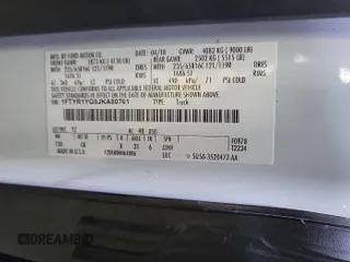 2018 Ford Transit z VIN 1FTYR1YG9JKA80761, wystawiony jako IAAI lot #42859226 z przebiegiem 132 605 mil mil oraz . Historia ofert i sprzedaży dostępna na DreamBid. Obrazek 12.