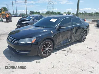 2013 Volkswagen Passat SE with VIN 1VWBP7A30DC043938, listed as a IAAI auction lot 42411446 with 84,822 mi miles and . Bid and sale history available at DreamBid. Image 17.