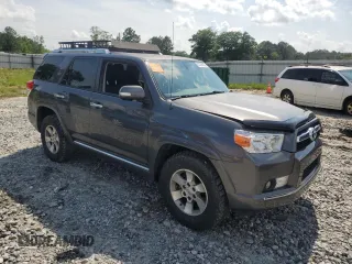 2013 Toyota 4Runner SR5 z VIN JTEZU5JR1D5062064, wystawiony jako Copart lot #57326195 z przebiegiem 176 073 mil mil oraz Szkoda całkowita • Salvage title. Historia ofert i sprzedaży dostępna na DreamBid. Obrazek 4.