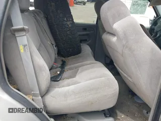 2004 Chevrolet Tahoe LT with VIN 1GNEC13Z84R284127, listed as a IAAI auction lot 42172575 with 230,975 mi miles and . Bid and sale history available at DreamBid. Image 8.