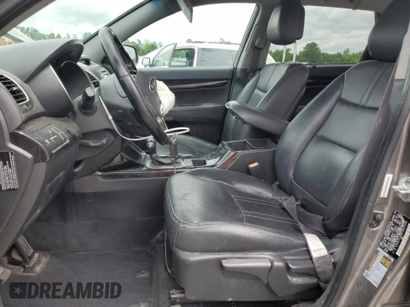 2015 Kia Sorento LX with VIN 5XYKTCA68FG651349, listed as a Copart auction lot 58441095 with 218,027 mi miles and Salvage title. Bid and sale history available at DreamBid. Image 7.