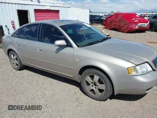 2001 Audi A6 z VIN WAUED64B41N082650, wystawiony jako IAAI lot #42105318 z przebiegiem 132 940 mil mil oraz . Historia ofert i sprzedaży dostępna na DreamBid. Obrazek 1.