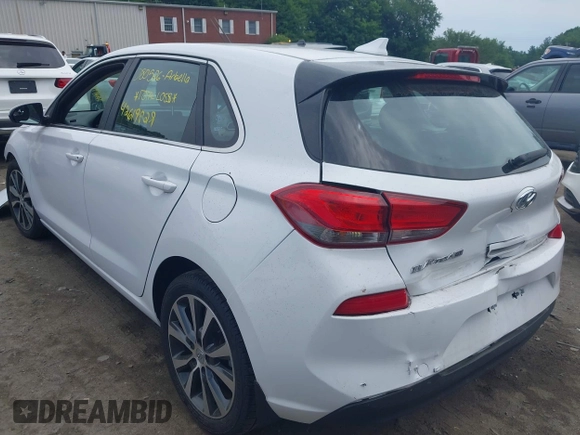 2018 Hyundai Elantra z VIN KMHH35LE6JU018653, wystawiony jako IAAI lot #42619829 z przebiegiem 58 726 mil mil oraz . Historia ofert i sprzedaży dostępna na DreamBid. Obrazek 3.