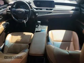 2021 Lexus ES with VIN 58ACZ1B18MU104589, listed as a Copart auction lot 51388385 with 122,941 mi miles and Clean Title. Bid and sale history available at carsss.com. Image 8.