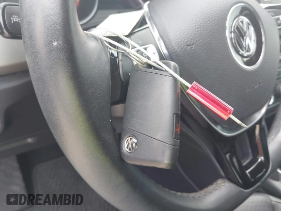 2018 Volkswagen Atlas SE с VIN 1V2DP2CA6JC599983, выставлен на аукционе IAAI как лот 42303421 с пробегом 79 747 миль миль и . История ставок и продаж доступна на DreamBid. Изображение 11.
