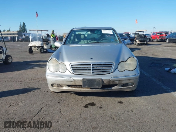 2001 Mercedes-Benz C 320 with VIN WDBRF64J41F033463, listed as a IAAI auction lot 38286733 with 236,726 mi miles and . Bid and sale history available at DreamBid. Image 6.
