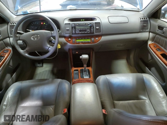 2004 Toyota Camry LE with VIN 4T1BF32K64U072368, listed as a Copart auction lot 51821965 with 136,646 mi miles and Salvage Title. Bid and sale history available at DreamBid. Image 8.