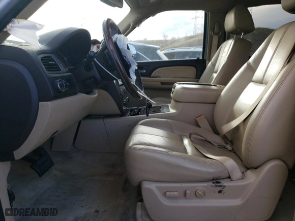 2008 GMC Yukon Denali with VIN 1GKFK63838J213866, listed as a Copart auction lot 49329765 with 143,550 mi miles and Salvage Title. Bid and sale history available at carsss.com. Image 7.