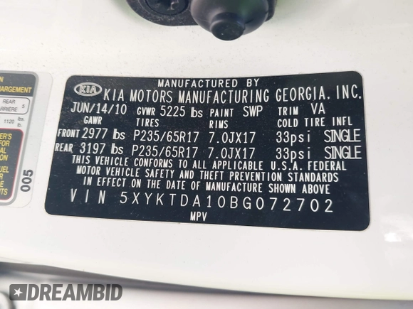 2011 Kia Sorento LX with VIN 5XYKTDA10BG072702, listed as a IAAI auction lot 41762573 with 142,937 mi miles. Bid and sale history available at carsss.com. Image 9.