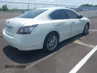 2014 Nissan Maxima S with VIN 1N4AA5AP9EC499211, listed as a IAAI auction lot 42377529 with 163,977 mi miles and . Bid and sale history available at DreamBid. Image 4.