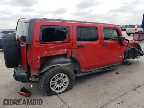 2008 Hummer H3 SUV with VIN 5GTEN13E688138698, listed as a Copart auction lot 70323494 with 0 mi miles and Salvage Title. Bid and sale history available at carsss.com. Image 3.