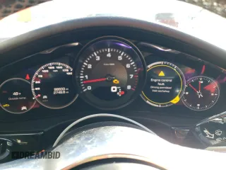 2018 Porsche Panamera с VIN WP0AA2A72JL104157, выставлен на аукционе Copart как лот 82147974 с пробегом 98 933 миль миль и Списание • Salvage title. История ставок и продаж доступна на DreamBid. Изображение 9.