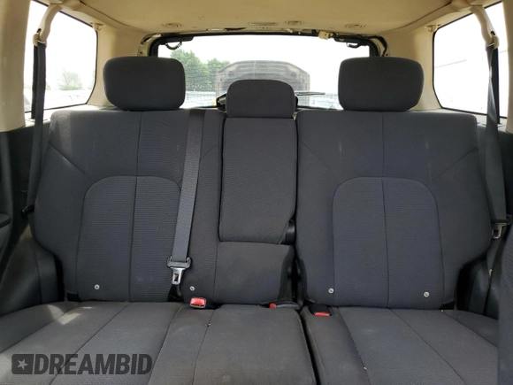 2006 Mitsubishi Endeavor LS with VIN 4A4MN21S56E074694, listed as a Copart auction lot 62396454 with 325,603 mi miles and Clean Title. Bid and sale history available at carsss.com. Image 10.