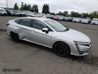2018 Honda Clarity Plug-In Hybrid Touring with VIN JHMZC5F37JC017535, listed as a Copart auction lot 70544213 with 52,621 mi miles. Bid and sale history available at carsss.com. Image 4.