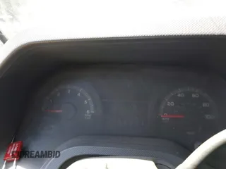2013 Ford Econoline Cargo Commercial с VIN 1FTNE2EW1DDA31708, выставлен на аукционе IAAI как лот 42734811 с пробегом Не указан миль и . История ставок и продаж доступна на DreamBid. Изображение 7.