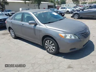 2009 Toyota Camry z VIN 4T4BE46K79R098543, wystawiony jako IAAI lot #42479283 z przebiegiem 140 588 mil mil oraz . Historia ofert i sprzedaży dostępna na DreamBid. Obrazek 1.