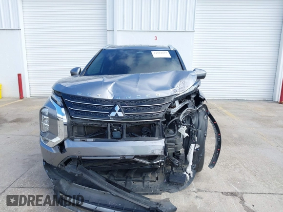 2022 Mitsubishi Outlander SEL z VIN JA4J3VA86NZ058107, wystawiony jako IAAI lot #41941277 z przebiegiem 40 352 mil mil oraz . Historia ofert i sprzedaży dostępna na DreamBid. Obrazek 12.