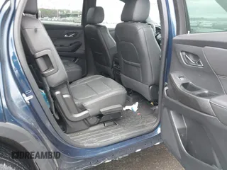 2023 Chevrolet Traverse LT Leather with VIN 1GNEVHKW8PJ288112, listed as a IAAI auction lot 41743297 with 19,651 mi miles. Bid and sale history available at carsss.com. Image 8.