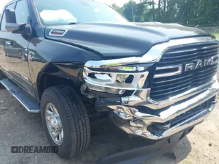 2019 Ram 2500 Big Horn with VIN 3C6UR5DLXKG544035, listed as a IAAI auction lot 42560785 with 76,606 mi miles and . Bid and sale history available at DreamBid. Image 6.