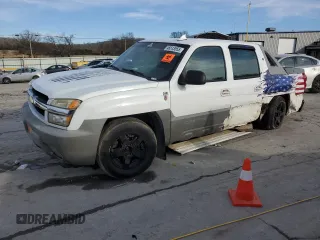 2002 Chevrolet Avalanche with VIN 3GNEK13T22G112185, listed as a Copart auction lot 46513555 with 240,909 mi miles and Clean Title. Bid and sale history available at carsss.com. Image 1.