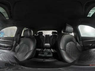 2017 Audi S8 z VIN WUAJ5AFD3HN900060, wystawiony jako Copart lot #42302065 z przebiegiem 79 782 mil mil oraz Szkoda całkowita • Salvage title. Historia ofert i sprzedaży dostępna na DreamBid. Obrazek 15.