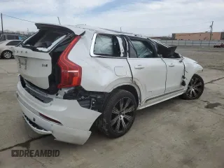 2025 Volvo XC90 Plus with VIN YV4062PE6S1347855, listed as a Copart auction lot 46486525 with 1,696 mi miles and Salvage Title. Bid and sale history available at DreamBid. Image 3.